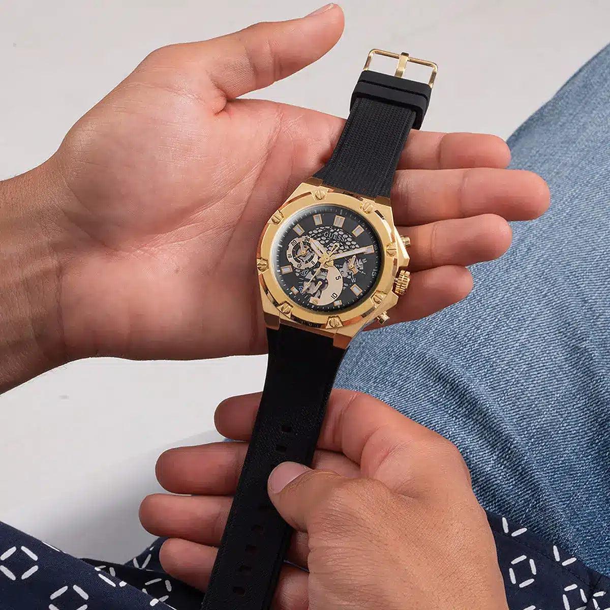 Guess Men's Watch GW0334G2