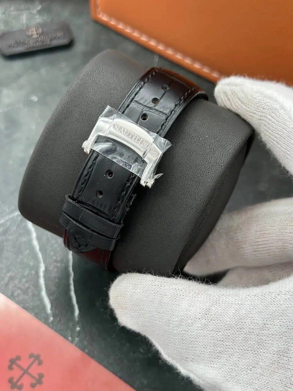 Patek Philippe Aquanaut Black Dial 41 mm Black Strap Men's Watch (Ref. V2)