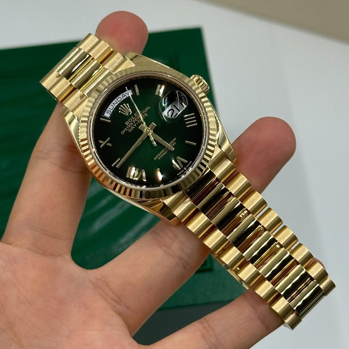 Rolex Day-Date Green Dial 41 mm Metal Bracelet Men's Watch (Ref. 013)