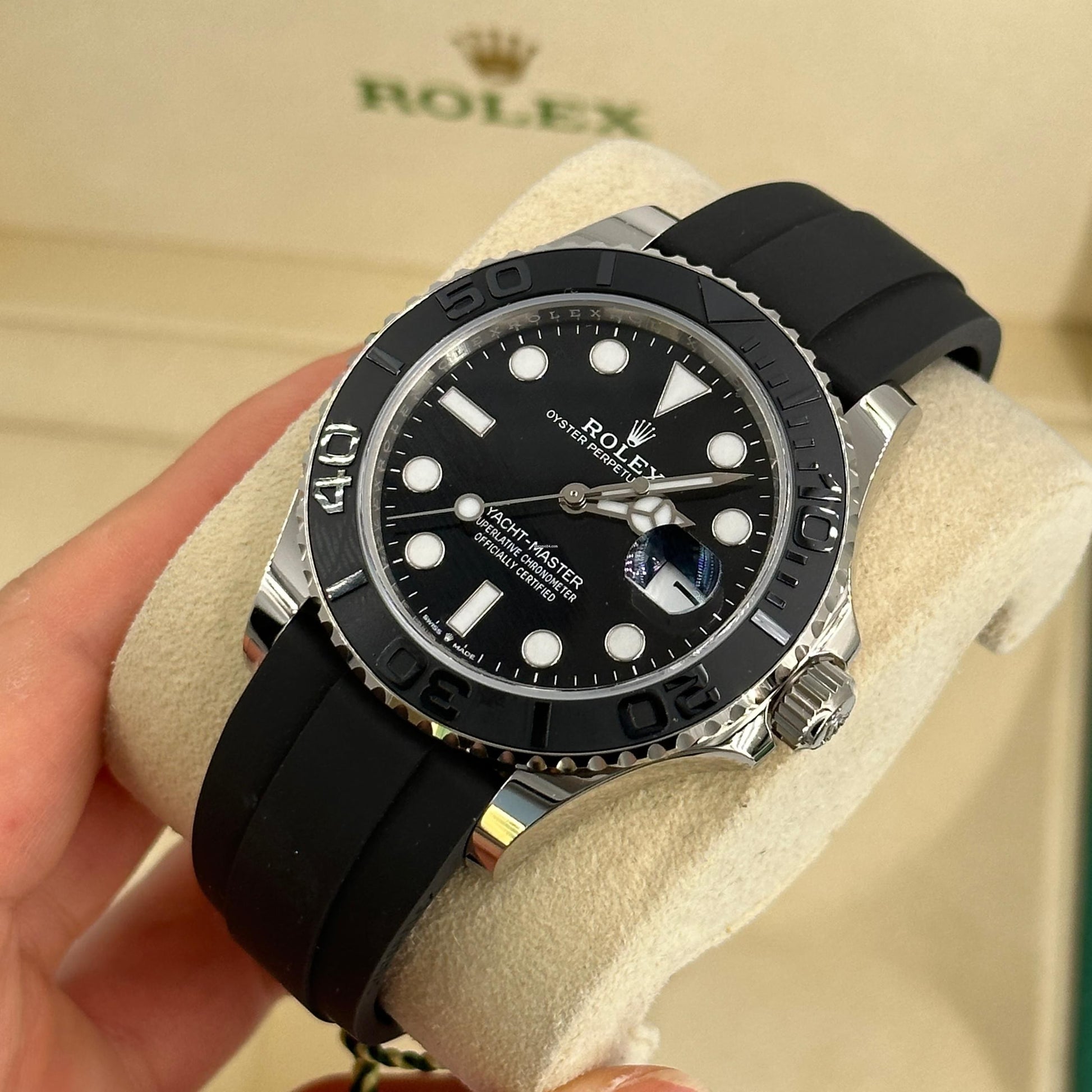 Rolex Rubber Yacht-Master Black Dial Men's Watch (Ref. 067)