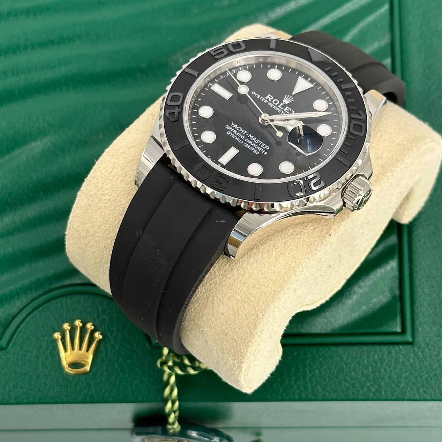 Rolex Rubber Yacht-Master Black Dial Men's Watch (Ref. 067)