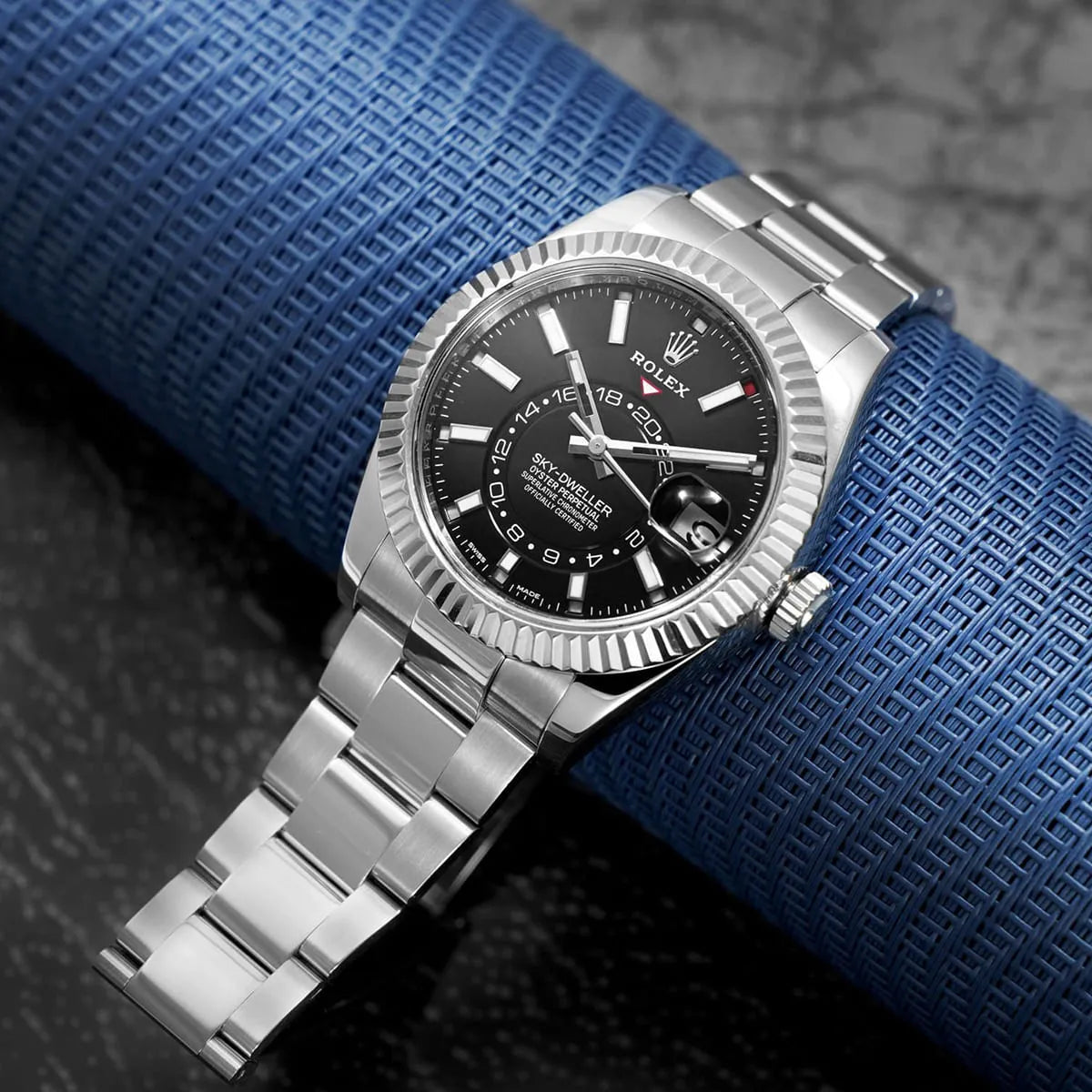 Rolex Sky-Dweller Black Dial 43 mm Metal Bracelet Men's Watch (Ref. 051)