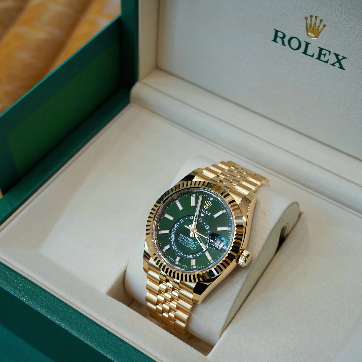 Rolex Sky-Dweller Green Dial 42 mm Metal Bracelet Men's Watch (Ref. 001)