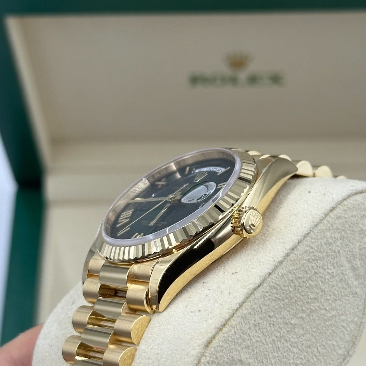 Rolex Day-Date Green Dial 41 mm Metal Bracelet Men's Watch (Ref. 013)