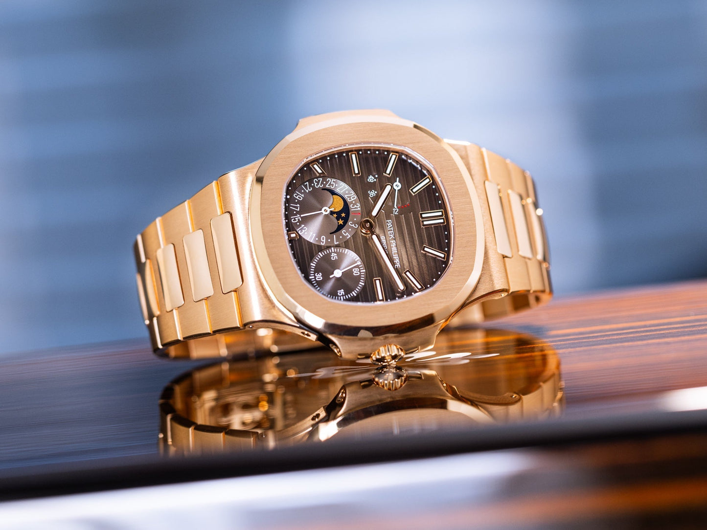 Patek Philippe Nautilus Brown Dial 41 mm Metal Bracelet Men's Watch