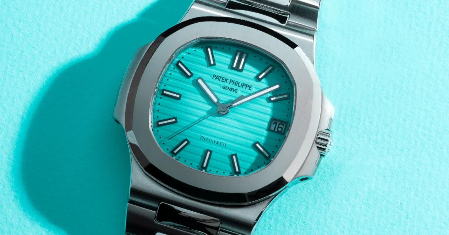 Patek Philippe Nautilus 41 mm Bracelet Men's Watch (Ref. V2)