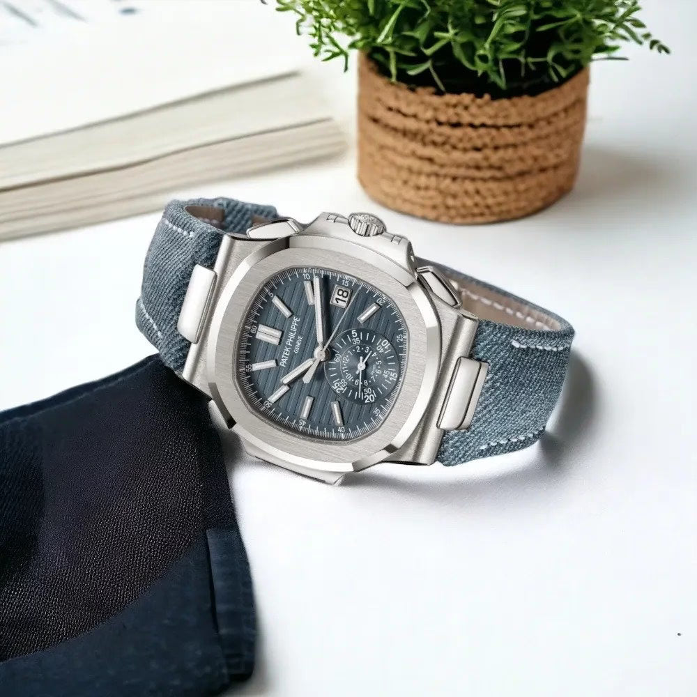 Patek Philippe Nautilus Blue Dial 41 mm Rubber Strap Men's Watch (Ref. V2)