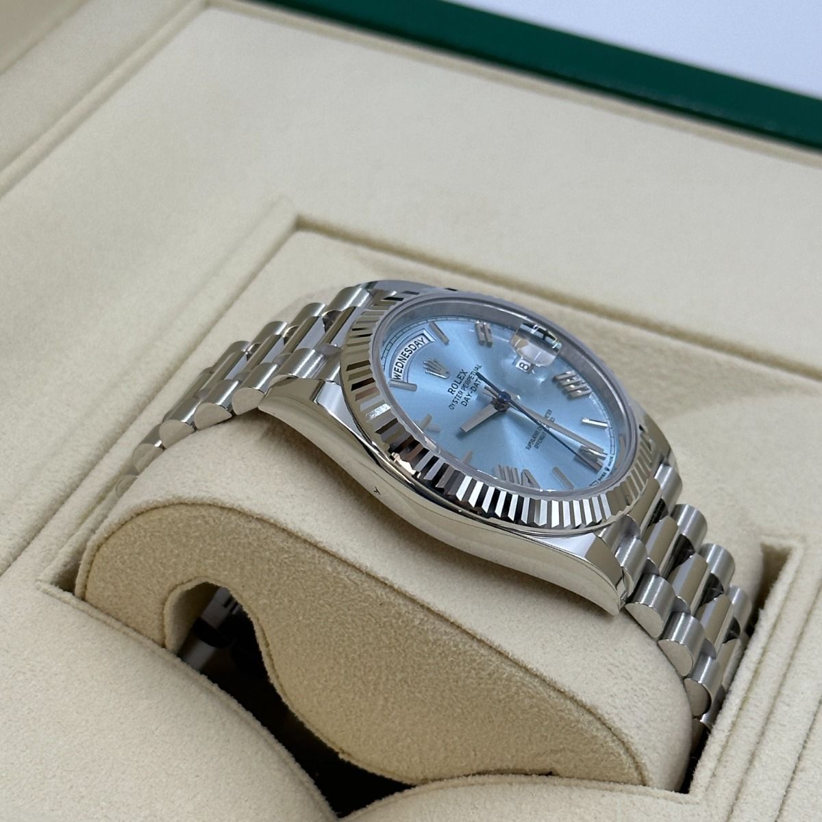 Rolex Day-Date Blue Dial 41 mm Metal Bracelet Men's Watch (Ref. 117)