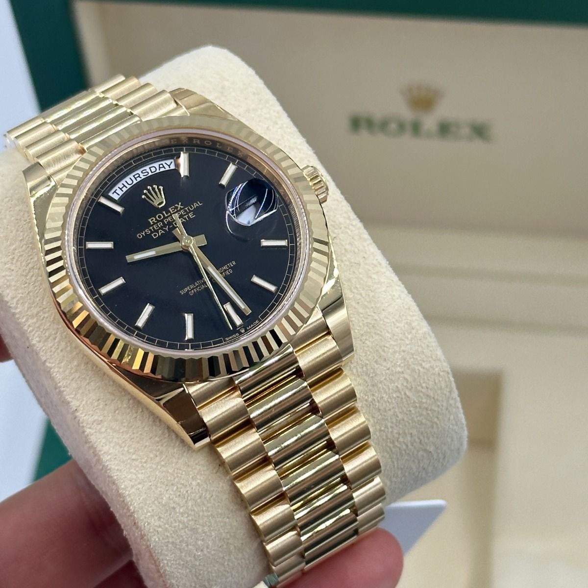Rolex Day-Date Black Dial 41 mm Metal Bracelet Men's Watch (Ref. 121)