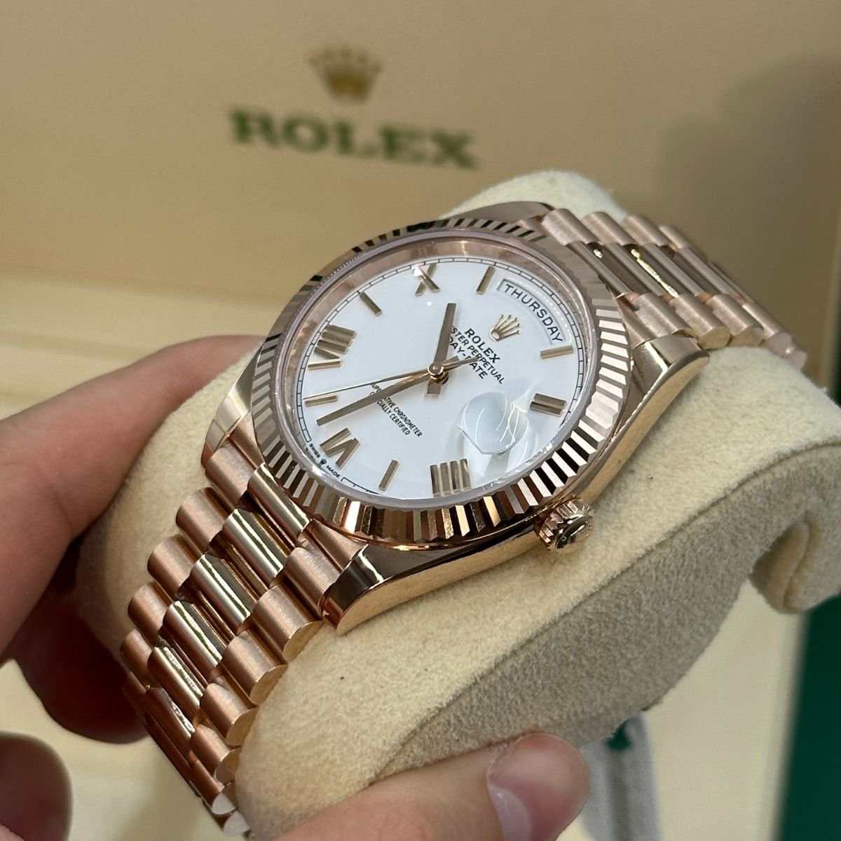 Rolex Day-Date White Dial 41 mm Metal Bracelet Men's Watch